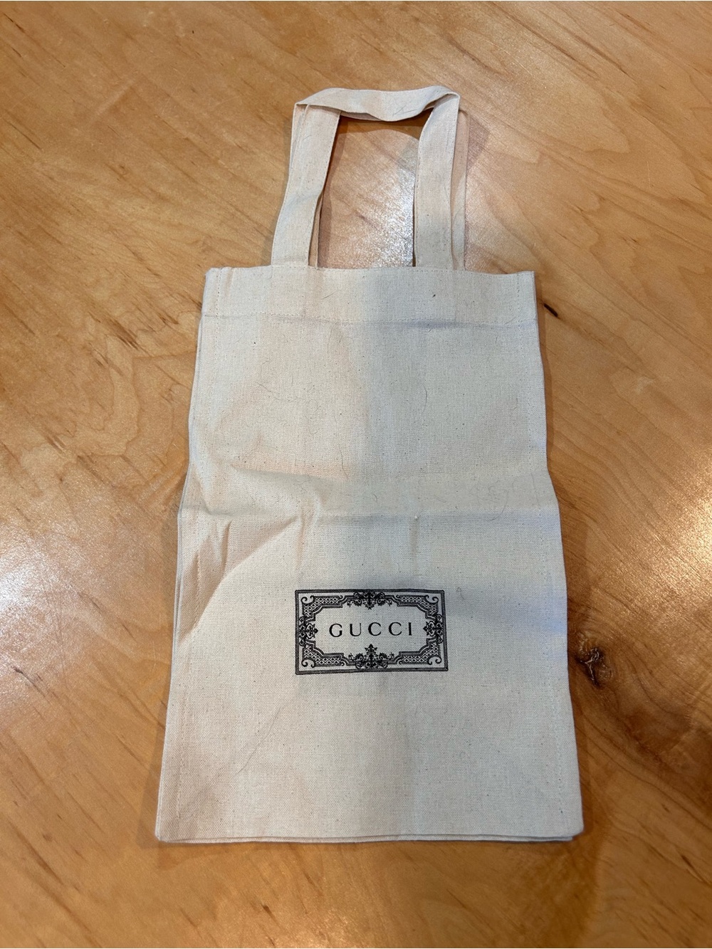 Gucci Beige Canvas Tote with Logo Print